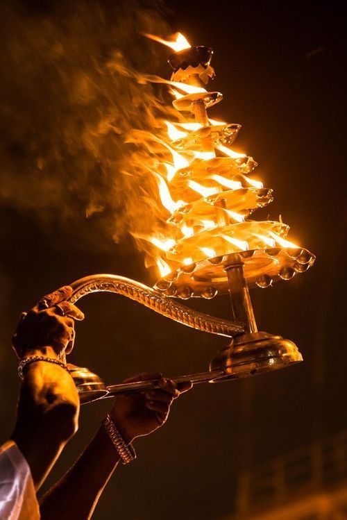 Varanasi Evening Ganga Aarti Tour